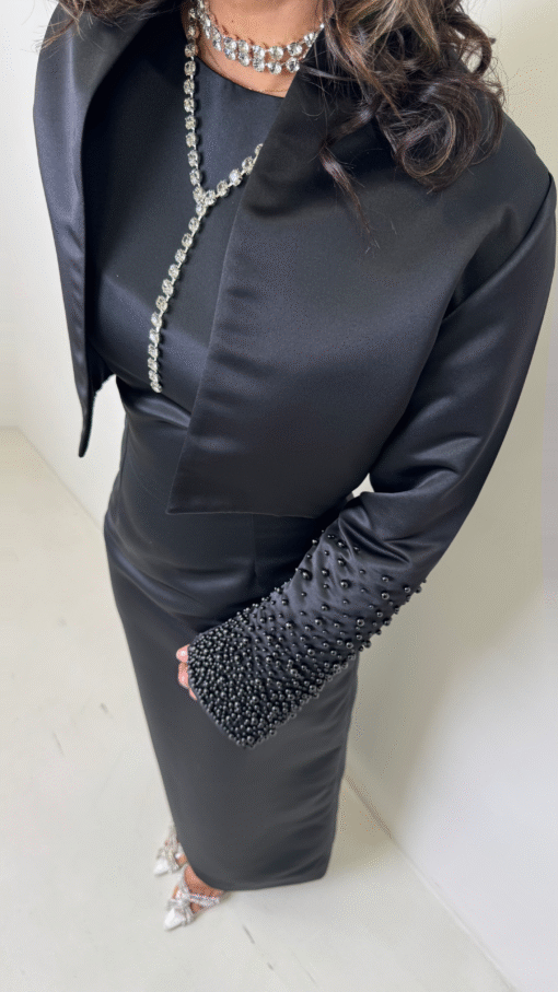 Two pieces dress & pearl crop top ( black)